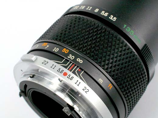 Datei:M-Zuiko 135mm newoldcamera 3.jpg