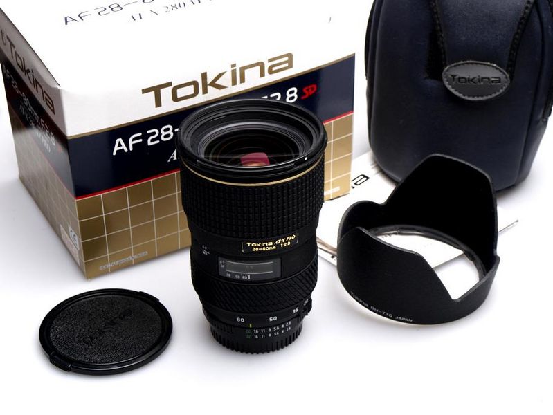 Datei:Tokina AT-X 28-80 2.8 Pro camerafoxx 2.JPG