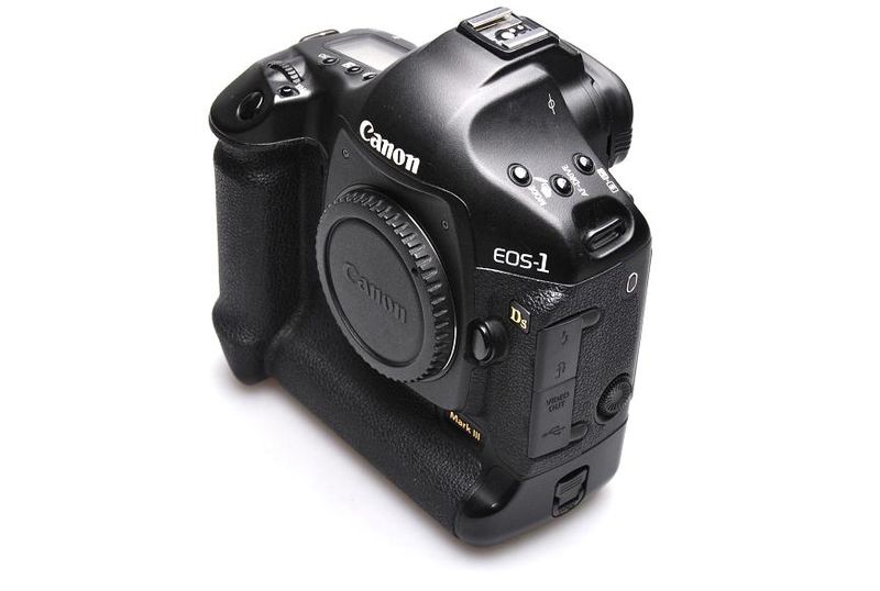 Datei:Canon 1Ds MkIII camerafoxx 2.JPG