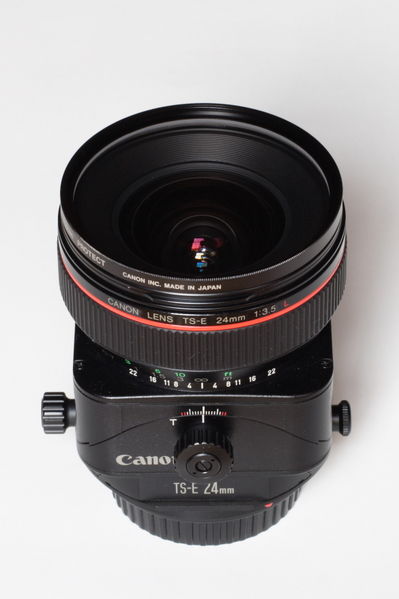 Datei:Canon TS-E24mm F3.5L Wikimedia.jpg